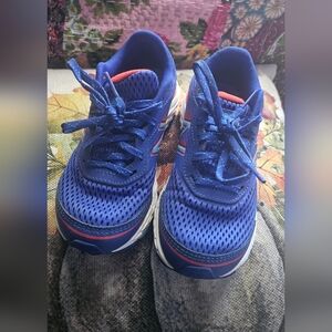 New Balance blue sneakers size 13